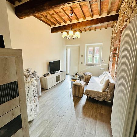 Locazione Turistica Rania Hotel Lucca Eksteriør billede